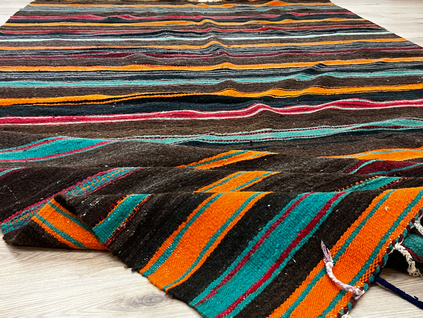 Berber Kelim Liyana's -Teppich - 370x182 cm - Neu