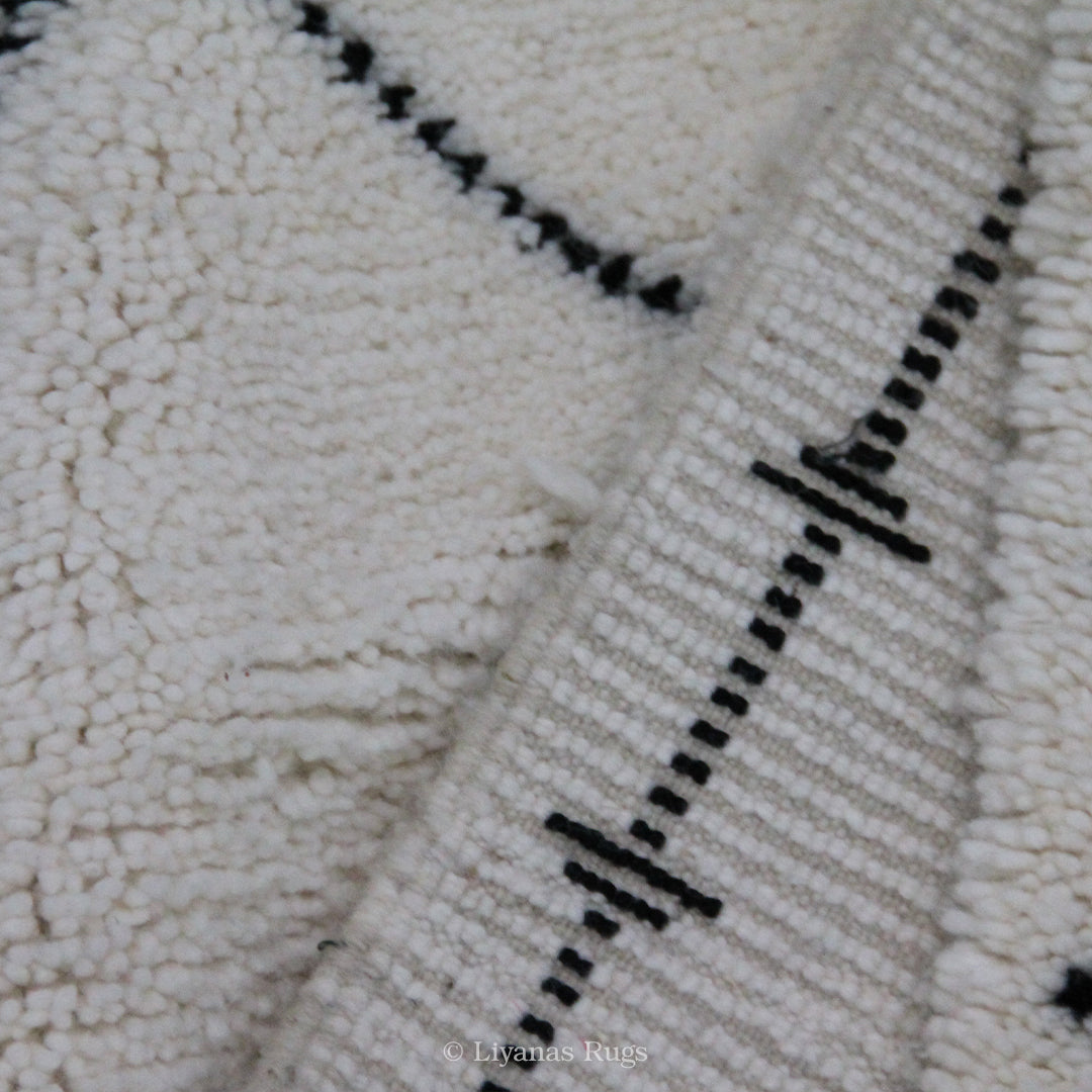 Modern designer Berber Beni Ourain Liyana, S carpet - 300 cm - 209 cm