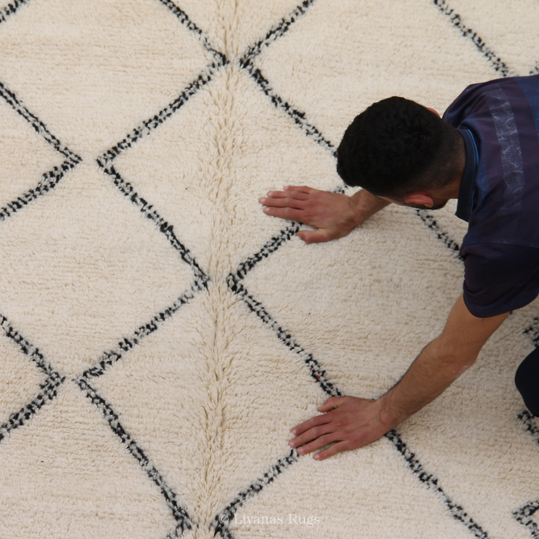Modern designer Berber Beni Ourain Liyana's carpet 259 cm - 155 cm