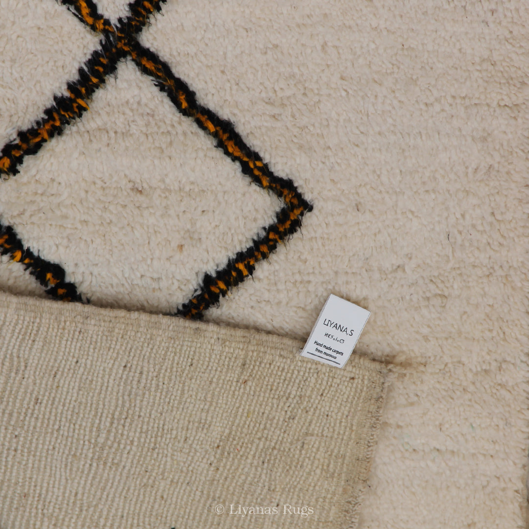 Modern designer Berber Beni Ourain Liyana, S carpet 284 cm - 97 cm