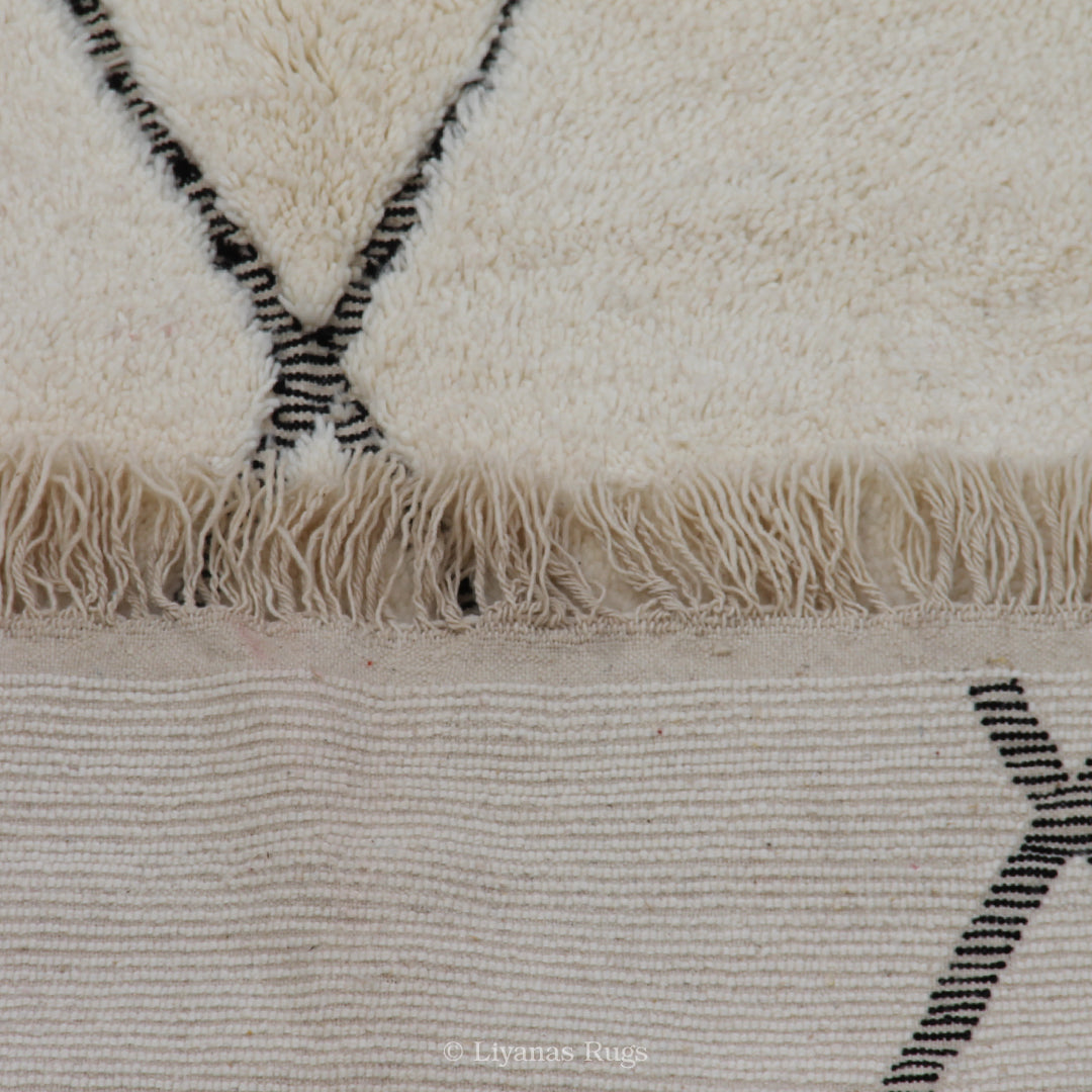 Modern designer Berber Beni Ourain Liyana, S carpet 246 cm - 165 cm