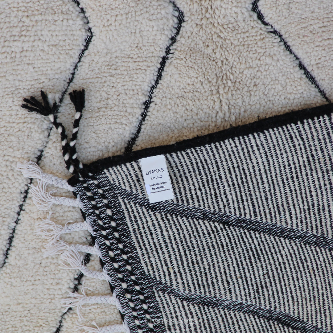 Modern designer Berber Beni Ourain Liyana, S carpet - 249 cm - 157 cm
