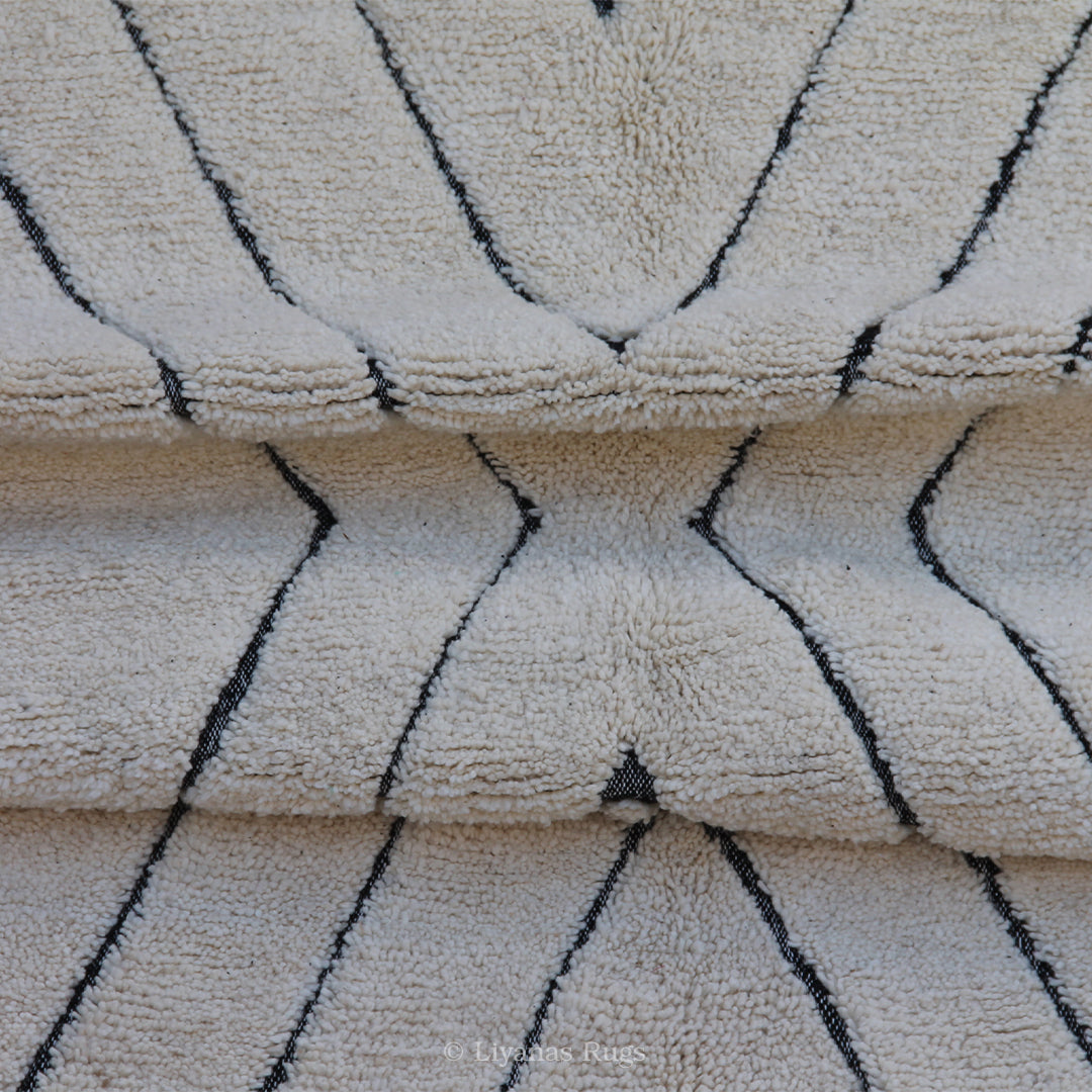 Modern designer Berber Beni Ourain Liyana, S carpet - 249 cm - 157 cm