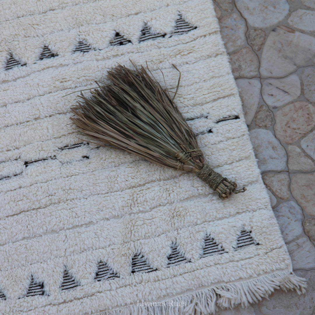 Modern designer Berber Beni Ourain Liyana, S carpet - 257 cm - 170 cm