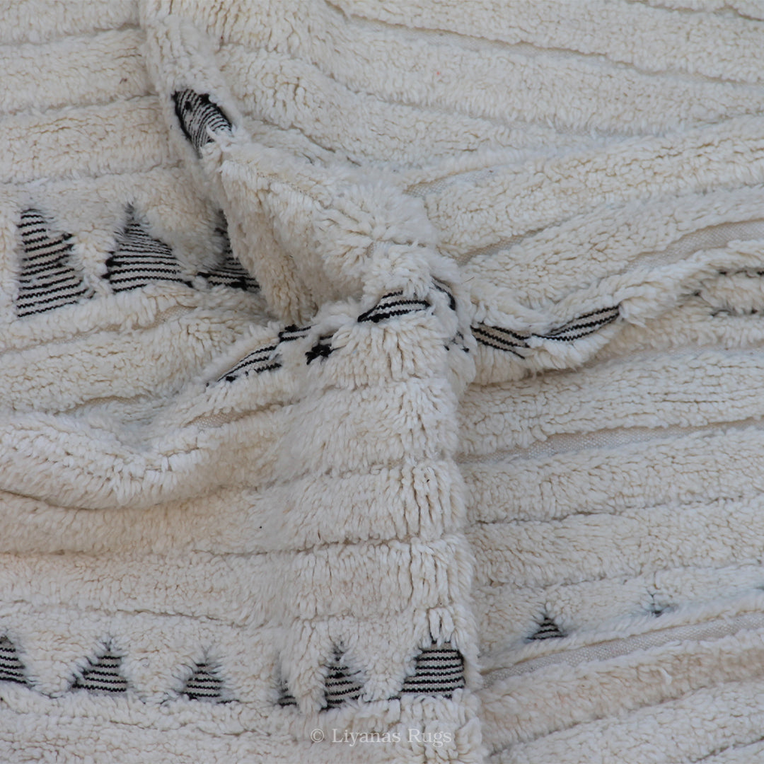 Modern designer Berber Beni Ourain Liyana, S carpet - 257 cm - 170 cm