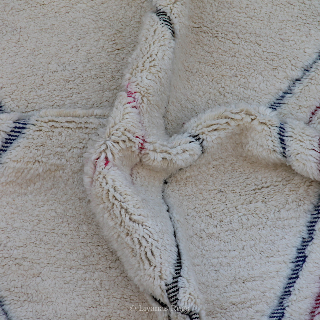Modern designer Berber Beni Ourain Liyana, S carpet - 230 cm - 147 cm