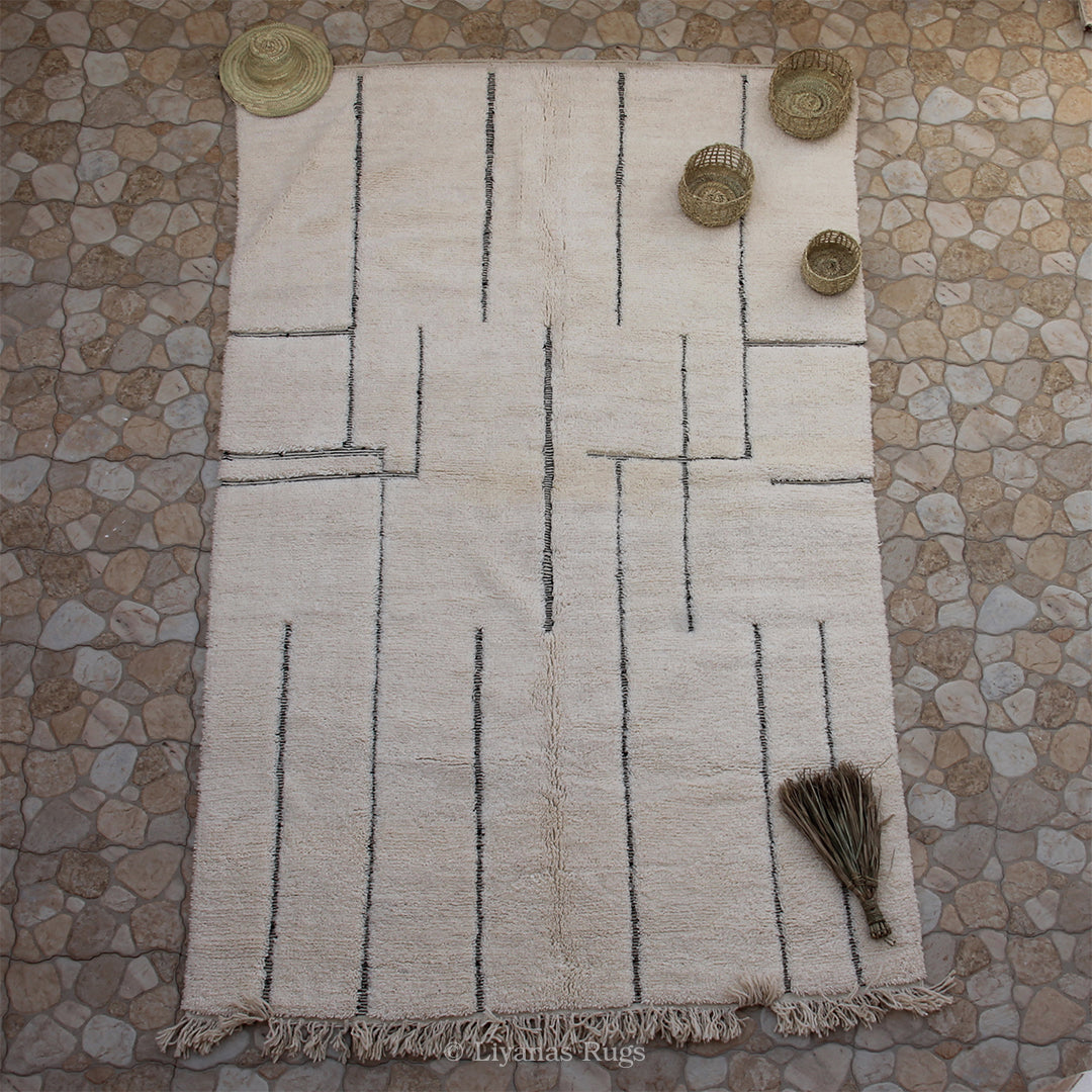 Modern designer Berber Beni Ourain Liyana, S carpet 307 cm - 207 cm