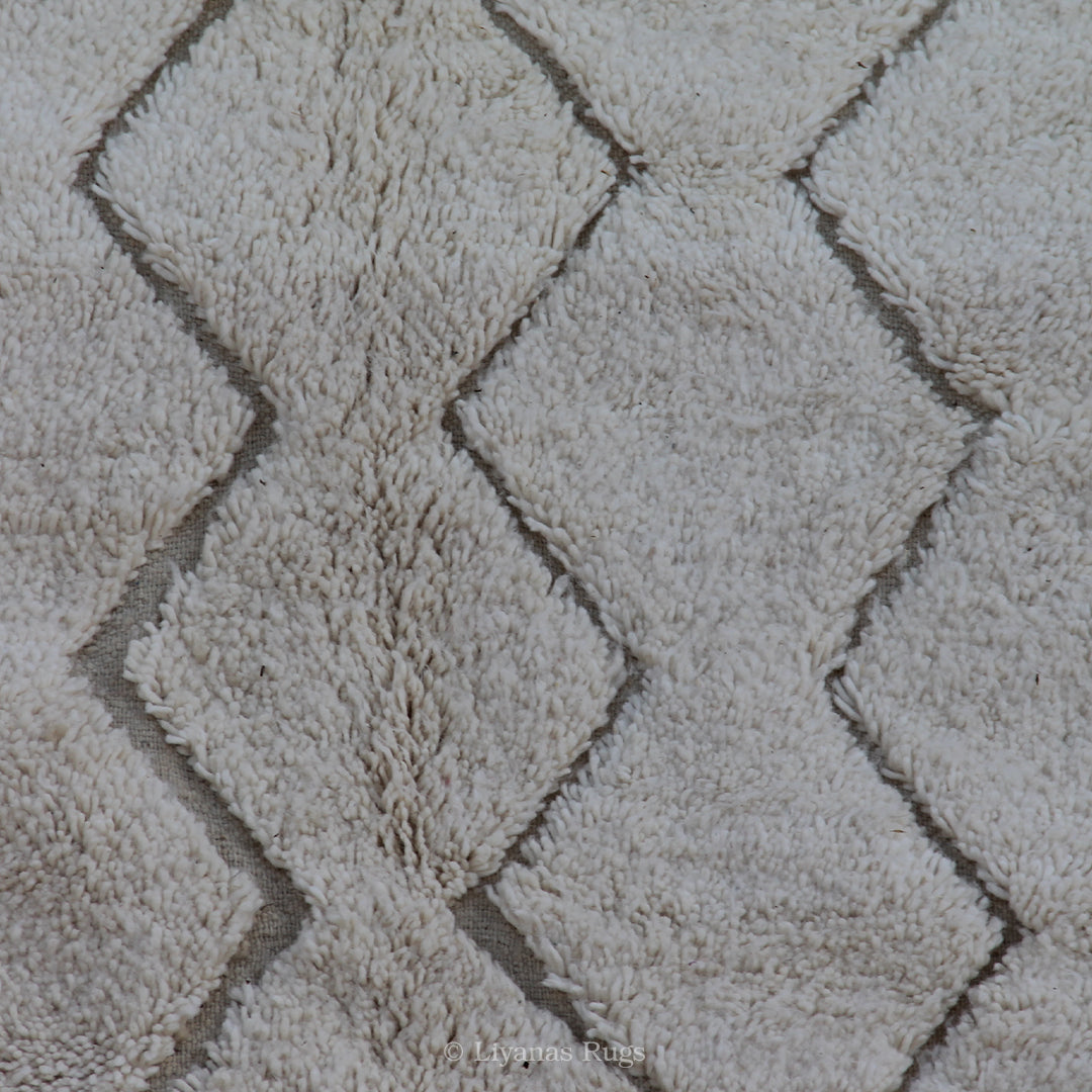 Modern designer Berber Beni Ourain Liyana, S carpet 297 cm - 192 cm