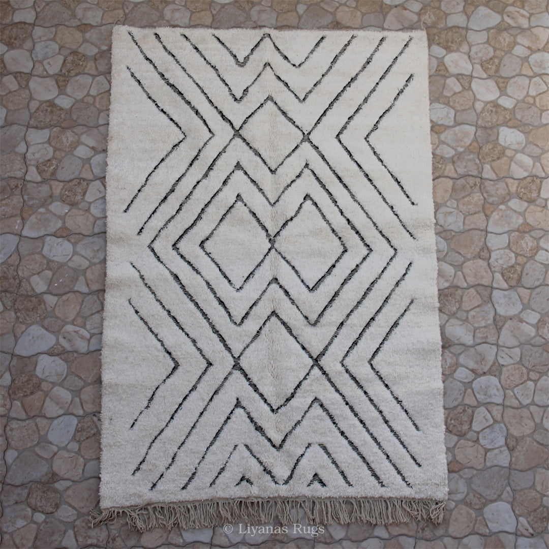 Modern designer Berber Beni Ourain Liyana, S carpet 252 cm - 171 cm