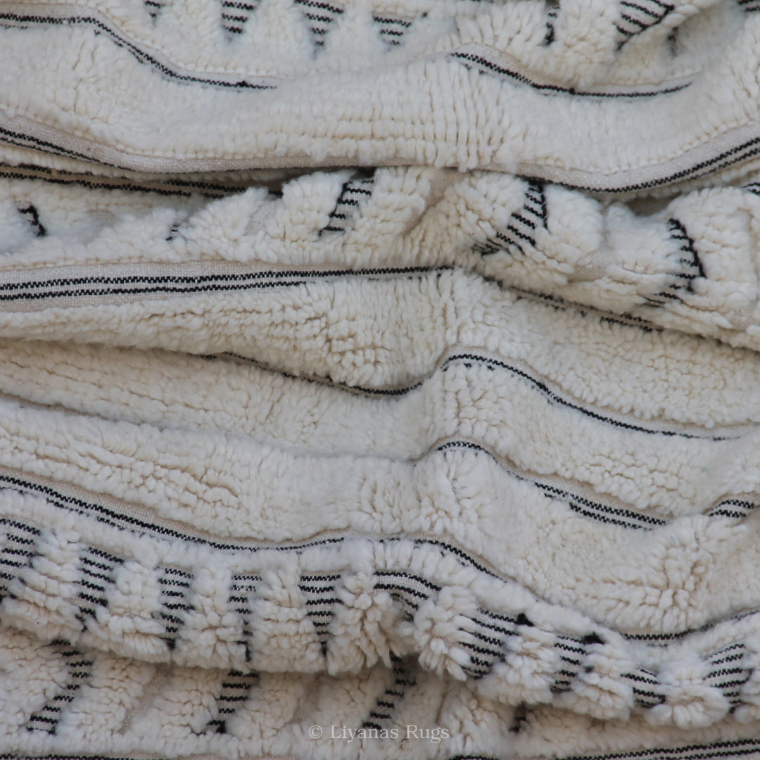 Modern designer Berber Beni Ourain Liyana, S carpet 236 cm - 159 cm