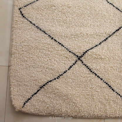 Modern designer Berber Beni Ourain Liyana, S carpet - 267 cm - 168 cm