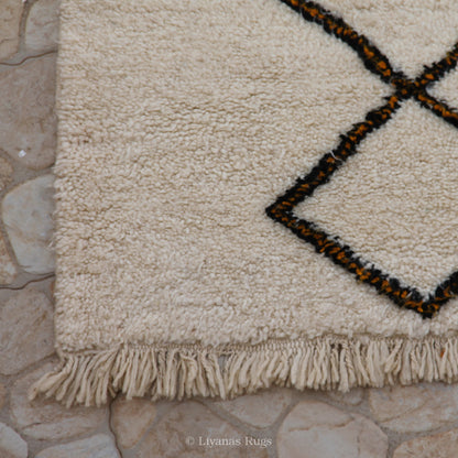 Modern designer Berber Beni Ourain Liyana, S carpet 284 cm - 97 cm