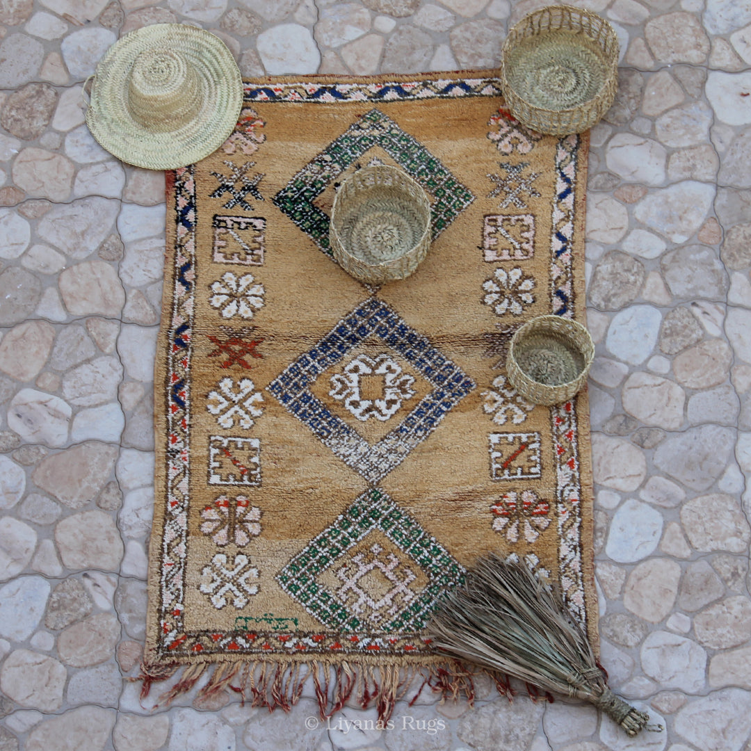Vintage designer Berber Liyana, S carpet 142 cm - 99 cm