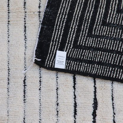 Modern designer Berber Beni Ourain Liyana, S carpet - 256 cm - 151 cm