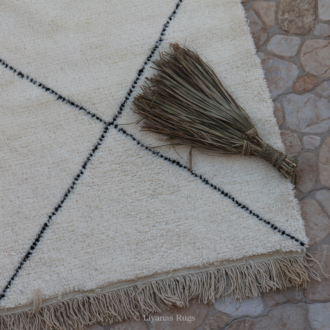 Modern designer Berber Beni Ourain Liyana, S carpet - 305 cm - 192 cm