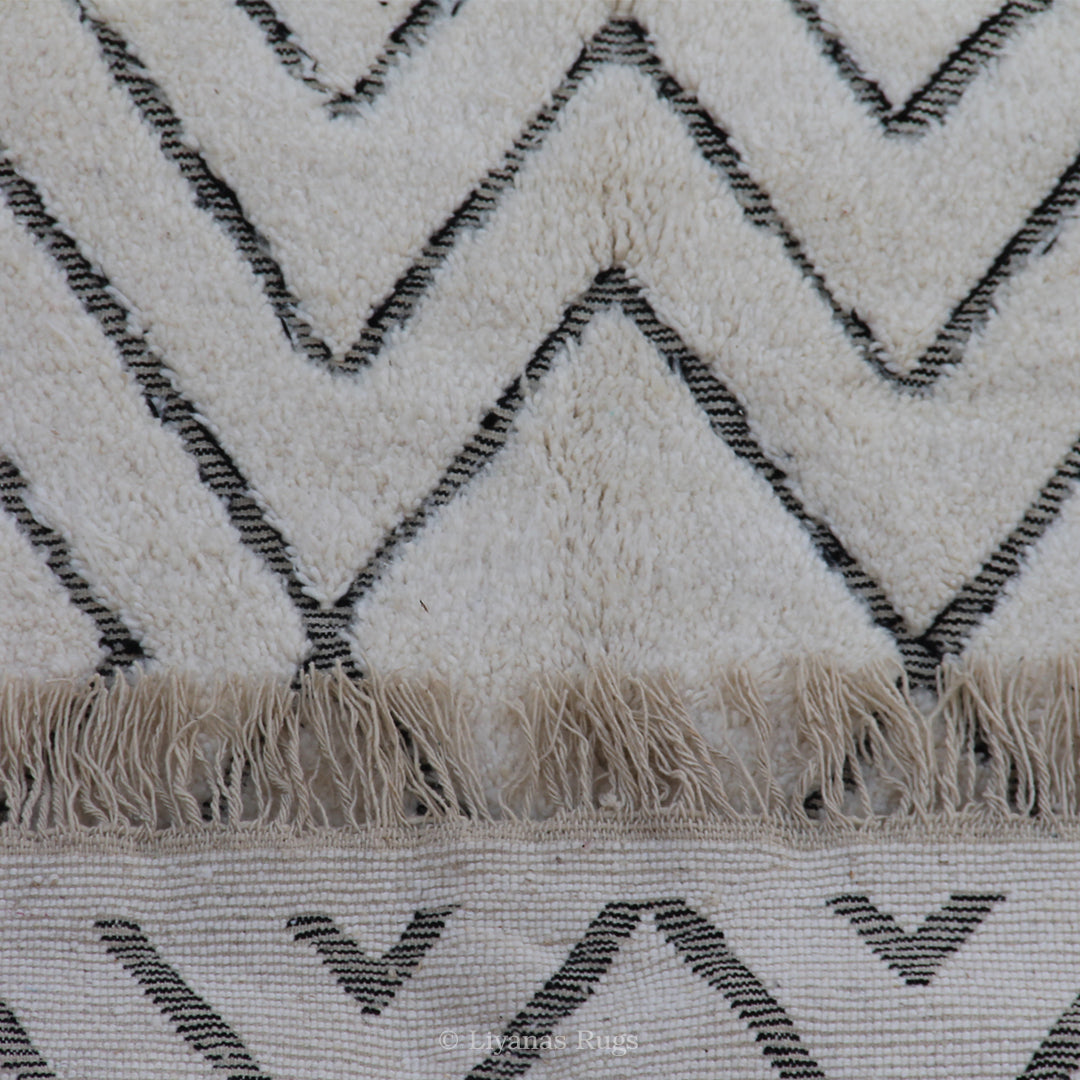 Modern designer Berber Beni Ourain Liyana, S carpet 252 cm - 171 cm